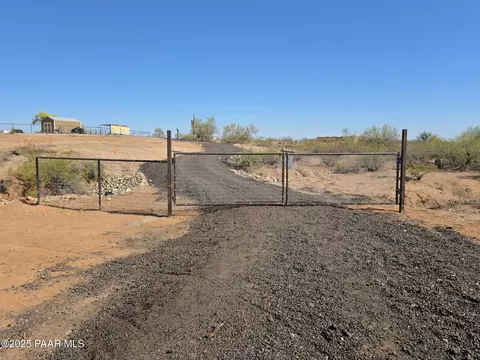 00 N Nn N 253rd Ln, Morristown, AZ 85342