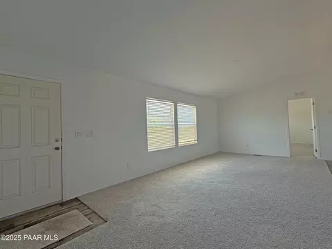 367 E Antelope Run Rd, Paulden, AZ 86334 photo 4