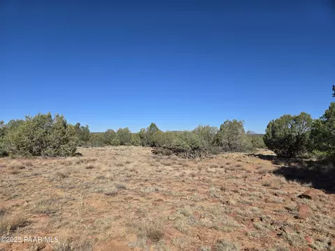 2 E Raney Rd, Ash Fork, AZ 86320 photo 8