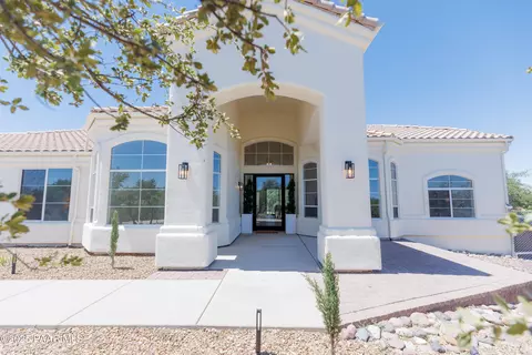8850 N Valley Oak Dr, Prescott, AZ 86305