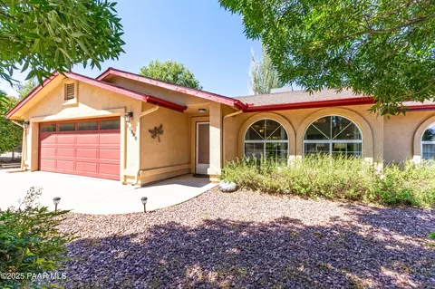 11880 E Stirrup High E, Dewey-humboldt, AZ 86327