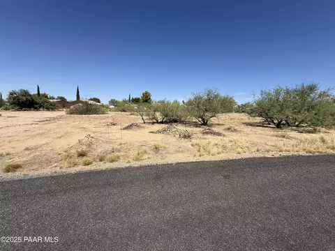 23830 W Bullard Cir, Congress, AZ 85332