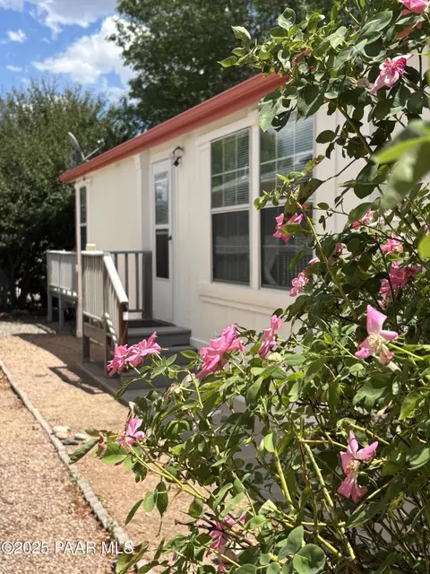547 N Vermilion Dr, Dewey, AZ 86327