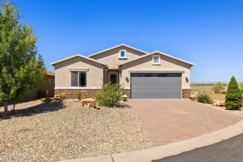 1098 N Beltran Cir #8, Dewey, AZ 86327