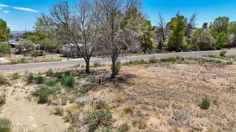 20768 E Antelope Rd, Mayer, AZ 86333 photo 11