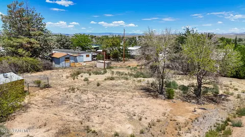20768 E Antelope Rd, Mayer, AZ 86333 photo 9