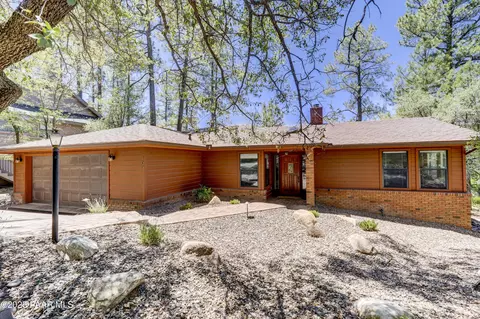 109 Laurel Ct, Prescott, AZ 86303