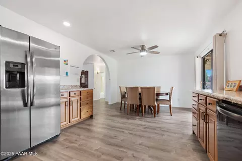 Dining - 11613 E Silver Spur, Dewey, AZ 86327 photo 3 of 3