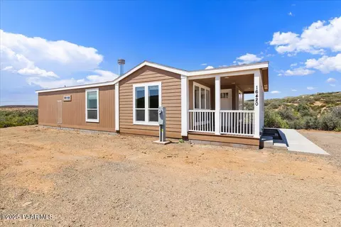 16420 E Sunstate Trl, Dewey, AZ 86327 photo 2