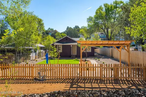242 S Virginia St, Prescott, AZ 86303