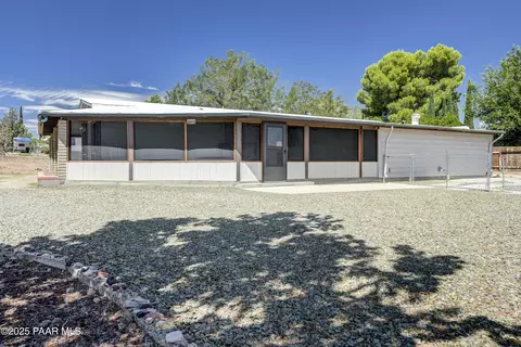 20578 E Zaragoza Dr, Mayer, AZ 86333
