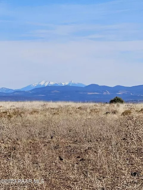 00 N Picacho Butte Dr, Ash Fork, AZ 86320