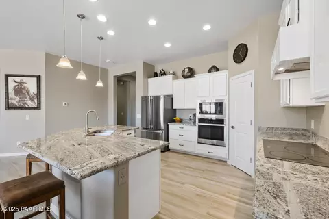 Kitchen - 12966 E Gonzalez St, Dewey-humboldt, AZ 86327 photo 3 of 5