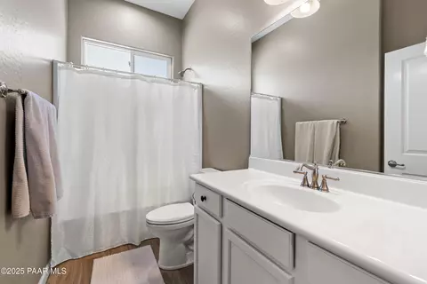 Bath - 12966 E Gonzalez St, Dewey-humboldt, AZ 86327 photo 3 of 3