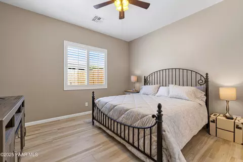 Bedroom - 12966 E Gonzalez St, Dewey-humboldt, AZ 86327 photo 1 of 2