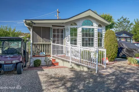 11250 E State Route 69, Dewey, AZ 86327