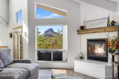 1966 Lower Crestview Dr, Prescott, AZ 86305