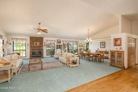 11452 E Turquoise Cir, Dewey, AZ 86327 photo 4