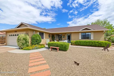 1077 N Cottonwood Spring Dr, Dewey, AZ 86327