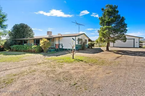 14012 S Holly Rd, Mayer, AZ 86333