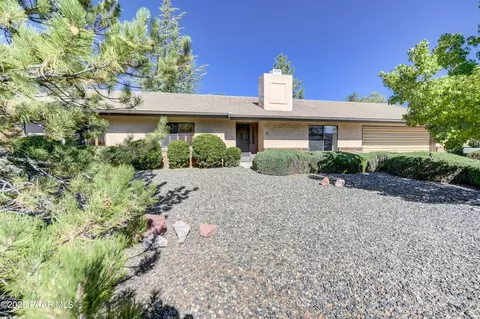 2 Walking Diamond Dr, Prescott, AZ 86301
