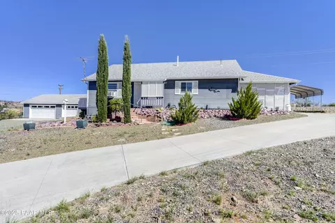 20408 E Deer Valley Ln, Mayer, AZ 86333