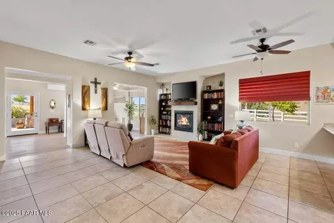 330 Mackenzie Rose Dr, Chino Valley, AZ 86323
