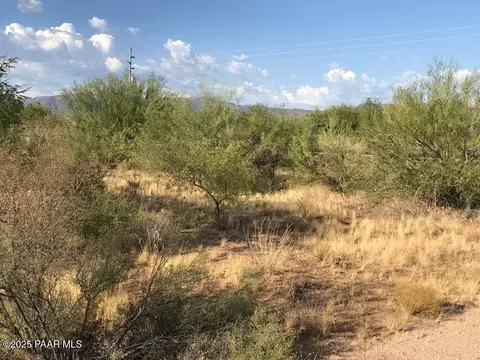 29620 S State Route 89, Congress, AZ 85332