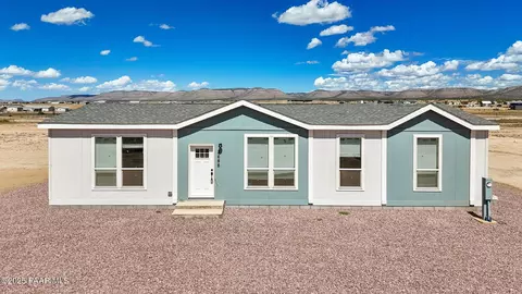 2688 W Altimeter Way, Paulden, AZ 86334