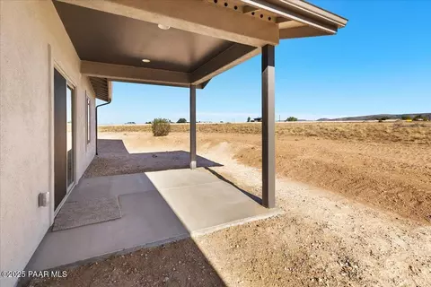 Exterior - 504 E Ocotillo Ln, Paulden, AZ 86334 photo 3 of 5