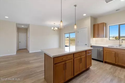 Kitchen - 504 E Ocotillo Ln, Paulden, AZ 86334 photo 3 of 3