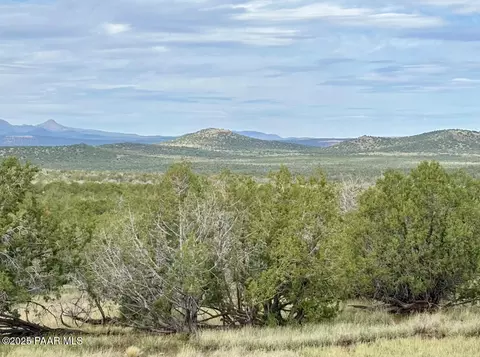 2293 N Lawrence Ln, Williams, AZ 86046