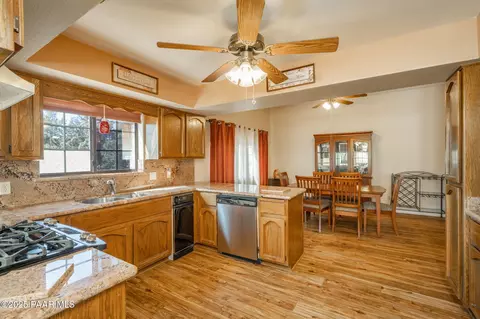 Kitchen - 11992 E Rawhide Rdg, Dewey, AZ 86327 photo 2 of 3