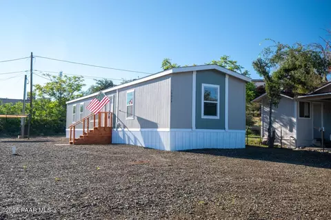 10029 S First St, Mayer, AZ 86333