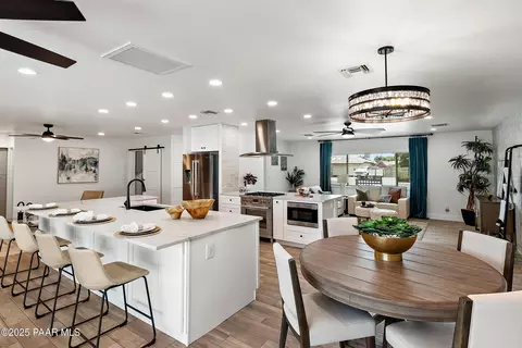 1810 E Auburn Dr, Tempe, AZ 85283 photo 4