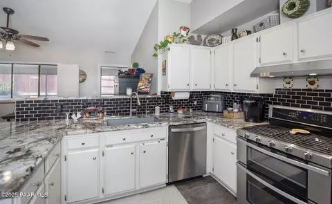 10784 E Oxbow Dr, Dewey, AZ 86327 photo 9