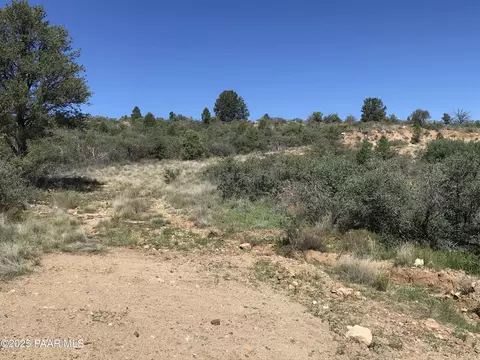17570 S Oak Dr, Peeples Valley, AZ 86332 photo 11