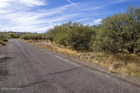 20872 E Cortez Rd, Mayer, AZ 86333