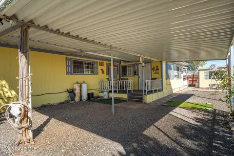 20654 E Mingus Dr, Mayer, AZ 86333 photo 2