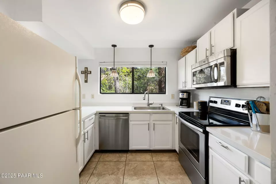 Kitchen - 914 Old Stage Rd, Prescott, AZ 86303 photo 1 of 2