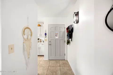 Entry Way - 914 Old Stage Rd, Prescott, AZ 86303 photo 1 of 1
