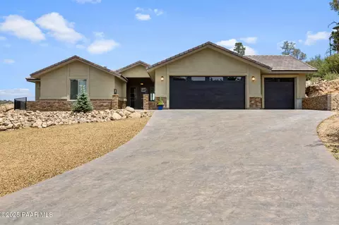 3225 Pamela St, Prescott, AZ 86305
