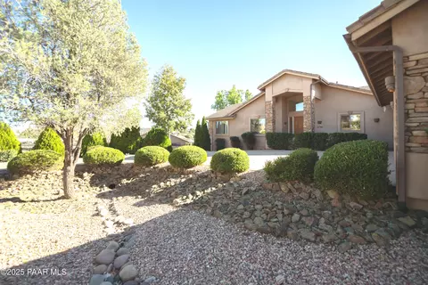 5730 Symphony Dr, Prescott, AZ 86305