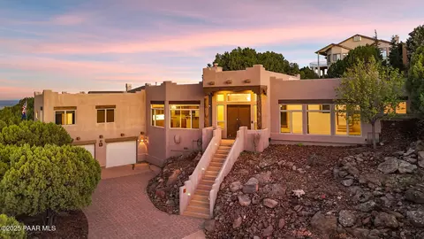 1047 Yavapai Hills Dr, Prescott, AZ 86301