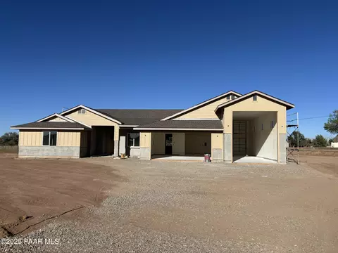 764 W Road 1 N, Chino Valley, AZ 86323