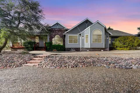 7702 N Deerfield Dr, Prescott, AZ 86305
