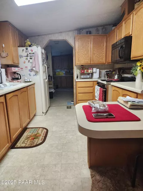 20413 E Cordes Cir E, Mayer, AZ 86333 photo 4
