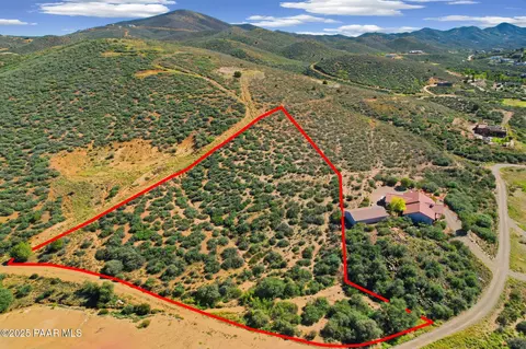 599 S Apache Knolls Trl, Dewey-humboldt, AZ 86327
