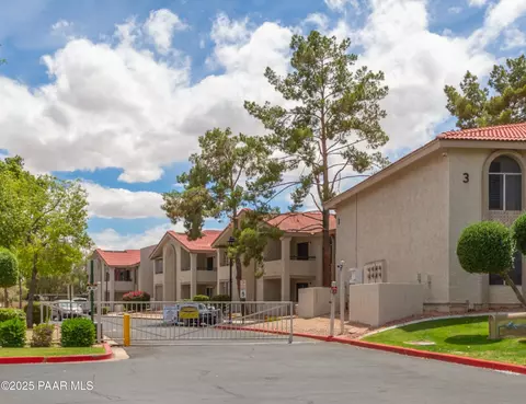 10610 S 48th St #1063, Phoenix, AZ 85044