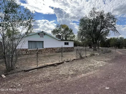 46625 N Jackrabbit Cir, Ash Fork, AZ 86320 photo 4
